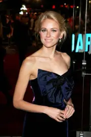 Actress Naomi Watts arrives UK Premiere of King Kong Odeon Leicest- Old Photo 7