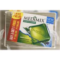 在飛比找蝦皮購物優惠-印度Medimix草本阿育吠陀手工美膚皂（綠色-極致水嫩）預