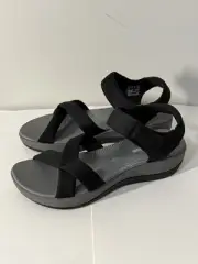 Clarks Cloudsteppers Arla Gracie Women’s Sport Sandals Black Size 8M