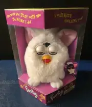 VTG Electronic White Furby Snowball Model 70-800 Tiger 1998 NIB never opened