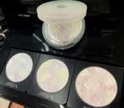 COSME DECORTE AQ Aura Reflector 10g Japan