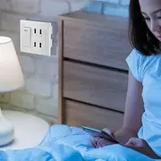 Fast Charging Power Socket, 4 Ports USB Wall Outlet with Switch Control 5V 2.1A / 1A 4100mA