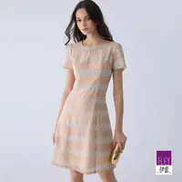 在飛比找momo購物網優惠-【ILEY 伊蕾】亮鑽蕾絲刺繡網紗洋裝(淺粉色；M-XL；1