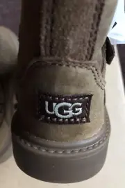 UGG Kinzey Weather Water Resist Brown Walnut Zip-Up Boots Toddler Girl Sz 6 NIB