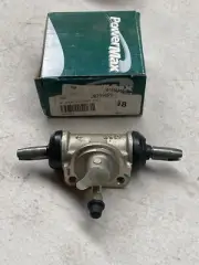 NOS PowerMax REAR WHEEL CYLINDER JB2998PM Suit NISSAN NAVARA Z24,SD25, TD25, Z20 (for: Nissan)