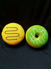 Amazing Squishee Grin Studios- Super Soft Donuts (set of 2)- 5 Inch Figure
