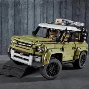 2573PCS Technical Land Off-Road Defender Classic Car Building Blocks 42110 Set M