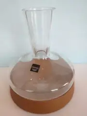 New in Box ATLANTIS DESU Crystal WINE DECANTER with HAND CRAFTED BASE 8.5" Tall