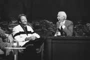 Actor Robin Williams with host Johnny Carson on January 10 1991 Old TV Photo 6
