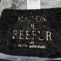 在飛比找蝦皮購物優惠-Maison de reefur 黑色毛毛手拿包