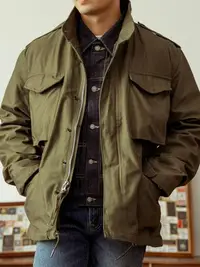 在飛比找Yahoo!奇摩拍賣優惠-美式復古M65野戰軍綠色夾克戰壕硬漢風衣外套百搭潮流沖鋒男秋