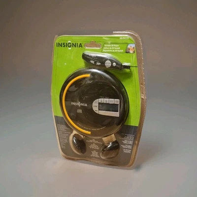 Insignia NS-P4113 MP3 Digital FM Tuner Skip Protection CD Player Walkman Discman