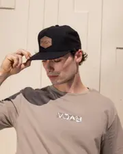 [RVCA] RVCA Men's Commonwealth Deluxe Snapback Cap in Black One Size Black