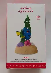 Walt Disney FINDING DORY Hallmark Keepsake CHRISTMAS ORNAMENT MAGIC SOUND 2016