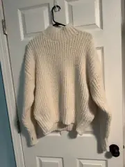 Offline by Aerie Marshmallow Moves Turtleneck Sweater Small