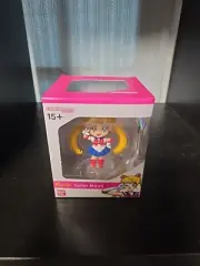 Bandai Chibi Masters Sailor Moon Series 01 Sailor Moon Figurine with sticker