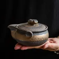 在飛比找ETMall東森購物網優惠-碌心復古粗陶鎏金釉色木韻茶壺