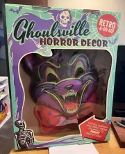 Ghoulsville Horror Decor Crazy Cat 22.5” Retro A Go Go! Glows In The Dark