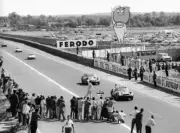 Race winners Phil Hill & Olivier Gendebien Ferrari 330 TRI & LM 1962 Old Photo 3