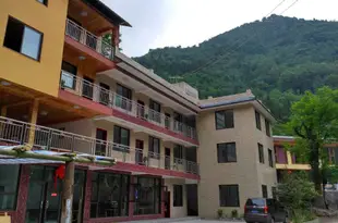 大邑逸雪山莊Yixue Shanzhuang Hostel
