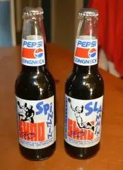 PAIR OF VINTAGE OLD NEW PEPSI BOTTLES SHAQ SHAQUILLE O'NEAL SLAMMIN' & SPINNIN'