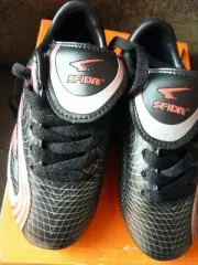 SFIDA - JUNIOR FOOTY BOOTS - EDGE-B - SIZE 11 US - BLACK
