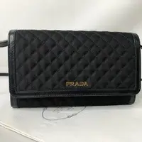 在飛比找PopChill優惠-[二手] PRADA 尼龍菱格紋WOC