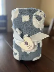 Parents Choice Plush 3D Baby Blanket Elephant Blue & White 3D - 30 X 40 IN - NWT