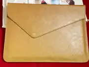 Snugg - Desert Camel Leather Sleeve Case Protective Cover MacBook Pro 13" Touch