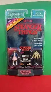 Mcfarlane Netflix Stranger Things Page Punchers Eleven and Mike Wheeler Comic
