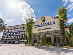 白石鎮樂園和海灘飯店White Rock Waterpark and Beach Hotel