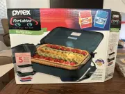 Pyrex Portables 5 Pc. Carrier set USA made 3 Quart Party Size New In Box
