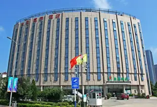 莫泰-青島開發區長江中路區政府金沙灘店Motel-Qingdao Development Zone Changjiang Zhong Road District Government Jinshatan