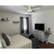 Cheerful 2- Bedroom Residential House In Covington