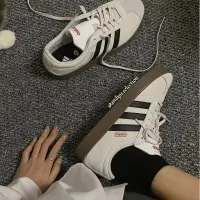 在飛比找蝦皮購物優惠-【&YU】Adidas neo VL Court 德訓鞋 S