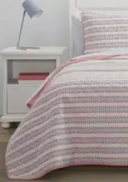 SCOUT Home Fringe With Benefits 100% Cotton Reversible Quilt Set Pink Twin