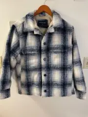 Abercrombie & Fitch Sherpa Lined Boxy Relaxed Fit Shaggy Plaid Flannel Jacket