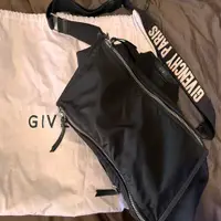 在飛比找PopChill優惠-[二手] Givenchy Pandora 帆布包