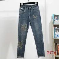 在飛比找momo購物網優惠-【2CV】現貨 閃亮蝴蝶合身牛仔褲VT011