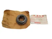 Honda 23481-360-000 Genuine OEM CR250M Countershaft Fifth Gear 25T P3159