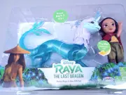 Disney Raya and The Last Dragon Petite Raya & Sisu Gift Set - Sisu Lights Up New
