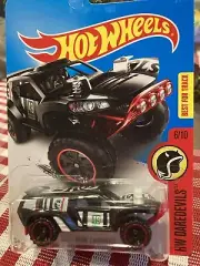 2016 Hot Wheels TREASURE HUNT Dune Crusher HW Daredevils #151