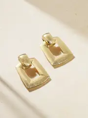 [DAVID WEBB] DAVID WEBB - Twiggy Hammered 18-karat Gold Clip Earrings - One size One size Gold