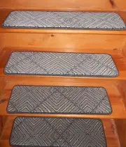 13 Step 9'' x 30'' + 1 Landing 28'' x 30'' Tufted carpet Wool Stair Treads .