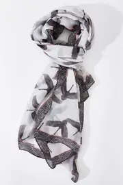 Swan Scarf--PRI-PVX341-01