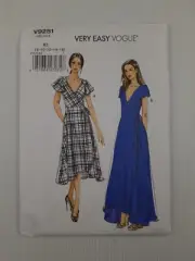 Vogue Sewing Pattern 9251 V9251 Fitted Dress 2 styles Pattern Size 8-16 NEW