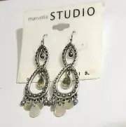 new VTG MARVELLA STUDIO BY MONET silver tone metal Earrings GREEN TEARDROP GLASS