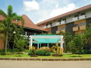 吉加大學飯店University Hotel Jogja