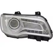 Right RH Headlamp Assembly Halogen W/ Projector Type fits 2015 2019 Chrysler 300 (for: Chrysler)