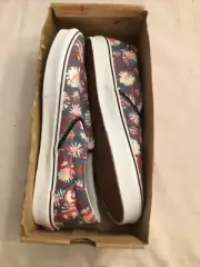 Vans Classic Slip-On. (Vans Crew) Flora/Red Size 11.5 Men 13 Women